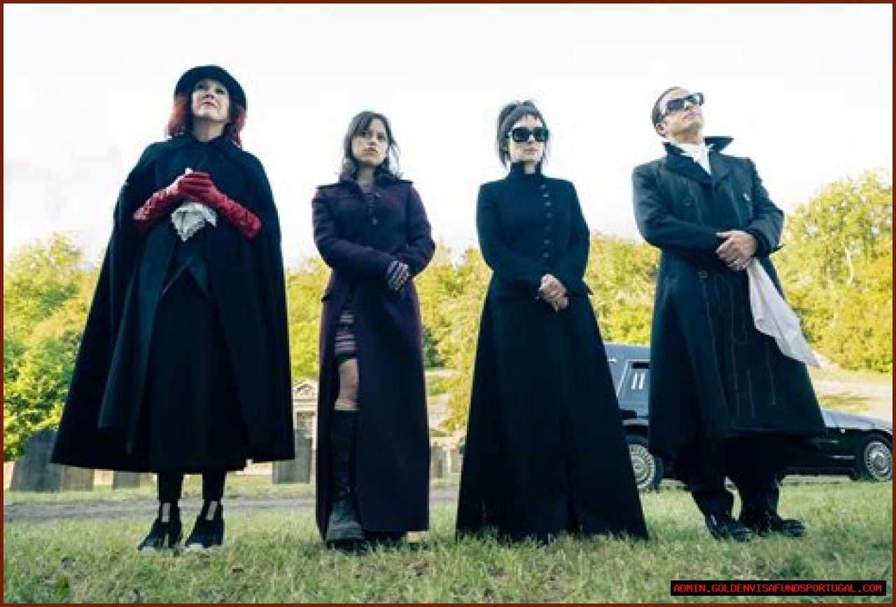 Unveiling Winona Ryder: The Allure Behind The 'Hot' Status